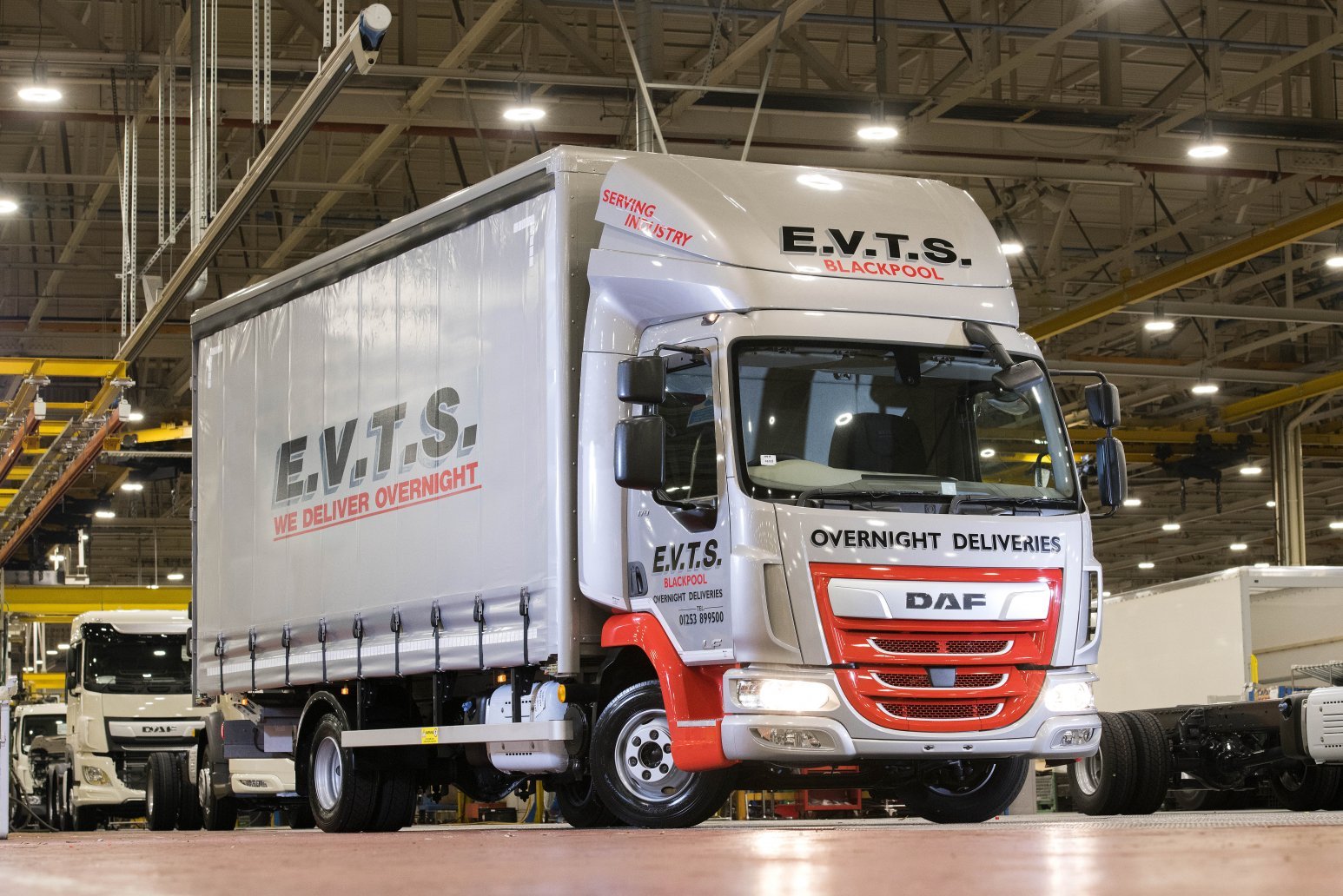 Leyland Trucks rolls-out 200,000th DAF LF