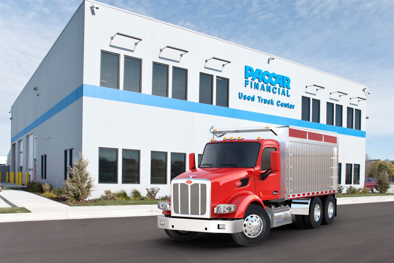 PACCAR Achieves Excellent Quarterly Revenues and Earnings Strong Truck Deliveries and Aftermarket Sa